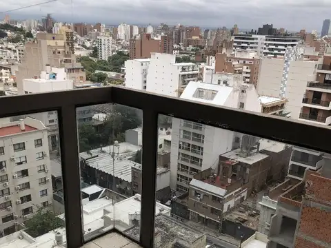 Av. Pueyrredon al 100