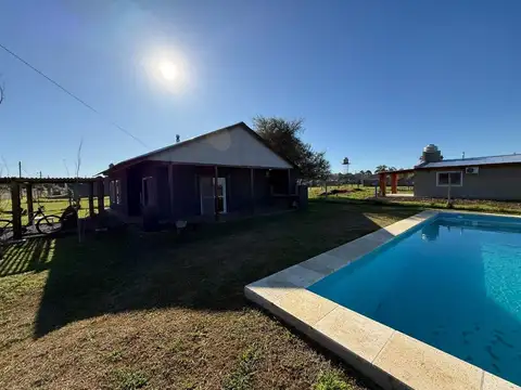 Venta  Casa 4 AMB en  Capilla PERMUTA