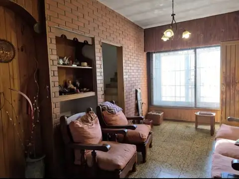 Depto Tipo Casa en Venta 35 años