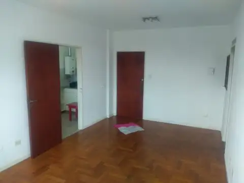 calle 42 esq 9 , Piso 9