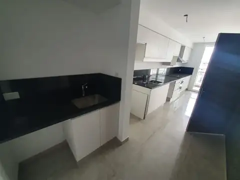 Departamento 4 ambientes con 3 baños
