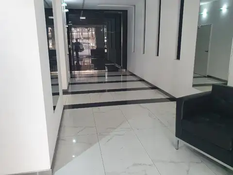 RAMON FALCON 5700, Piso 2