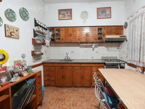 Depto Tipo Casa 6 ambientes con 2 baños