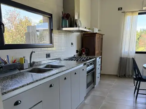 Casa en Venta al Este