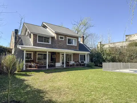 Casa en Venta en Los Sauces, USD 265.000