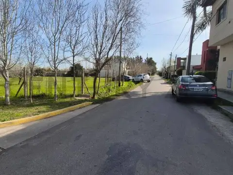 Terreno en Venta 50  mts Fondo