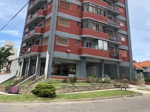 DEPTO C/BALCON FRENTE C/COCHERA FIJA  Punta Mogotes FEBRERO y MARZO 2026