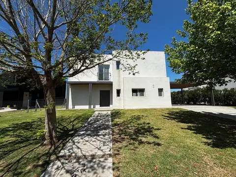 Casa en Venta en El Canton, USD 265.000