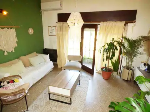Depto Tipo Casa en Venta de 4 ambientes