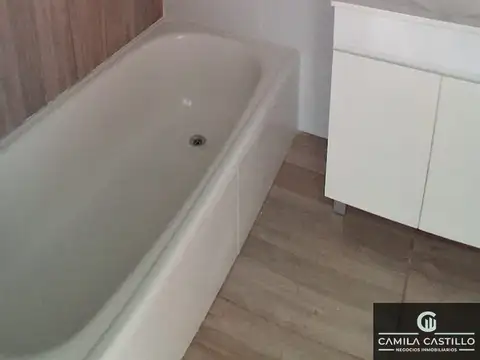 Dúplex en alquiler c/ cochera en Castelar