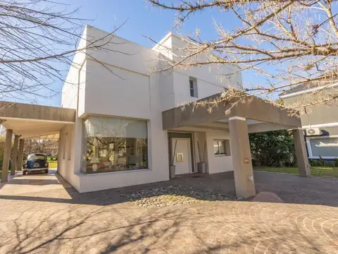 CASA EN VENTA BARRIO CERRADO EL ROCIO, CANNING