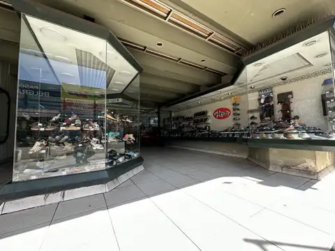 Local en Venta en Centro, USD 1.500.000