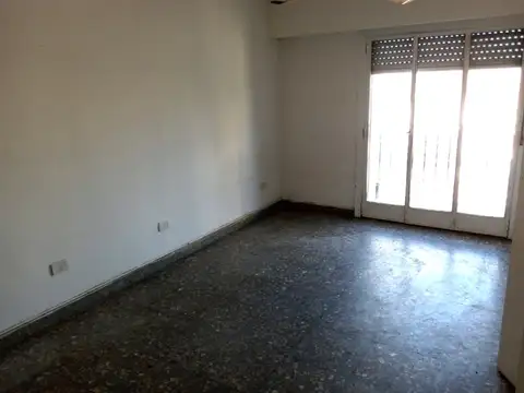 Departamento en Alquiler en Recoleta, $ 380.000