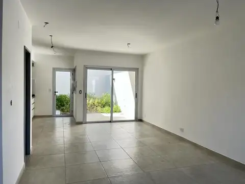 Casa en Venta en Moron, USD 125.000