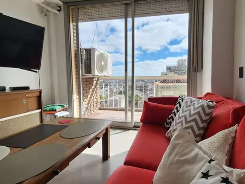 Nahuel Huapi 5200, Piso 7