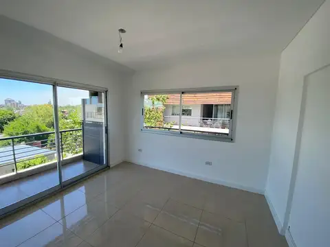 VENTA  Departamento de 3 ambientes, con amenities, Tigre Park
