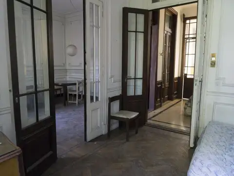 Depto Tipo Casa en Venta 110 años