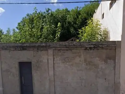 Islas Malvinas e/ Avenida Montevideo y Valparaíso