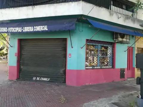 Con renta - Local en esquina 48 m2