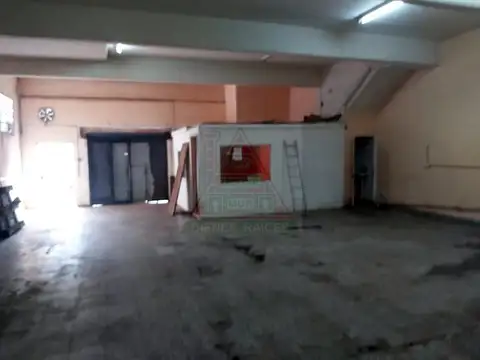 Galpon en Venta 8  mts Frente