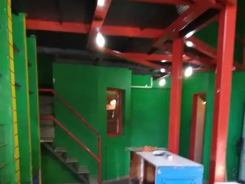 Local en Venta en Zarate, USD 100.000