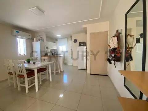 Paso de los Andes 100, Piso 6