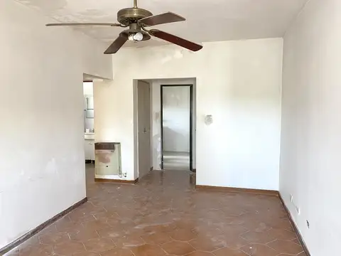 Departamento en Venta en Guillermo E Hudson, USD 47.000