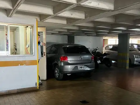 Cochera en venta - Belgrano R