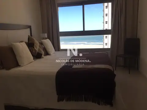 Torre Imperiale III, Playa brava