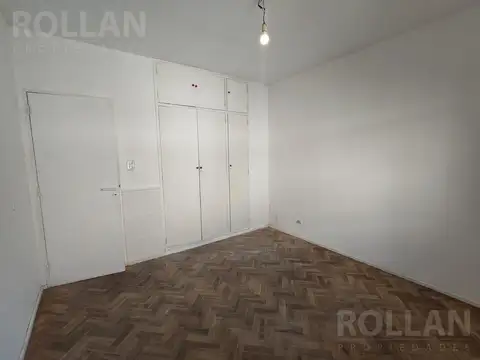 Muy buen PH de 3 amb. en alquiler en Carapachay, Vte. López!