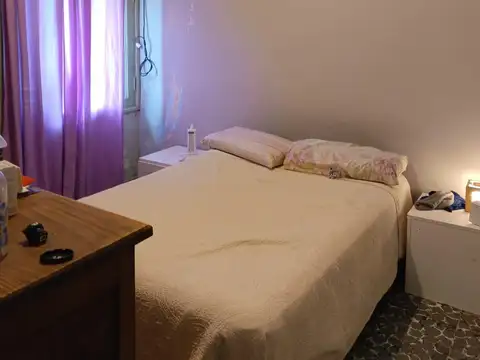 Casa 5 ambientes con 1 baño