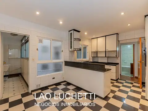 Departamento 4 ambientes con 4 baños