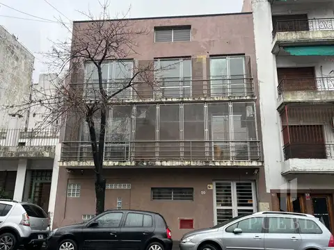 Oficina en  Alquiler Parque Patricios.