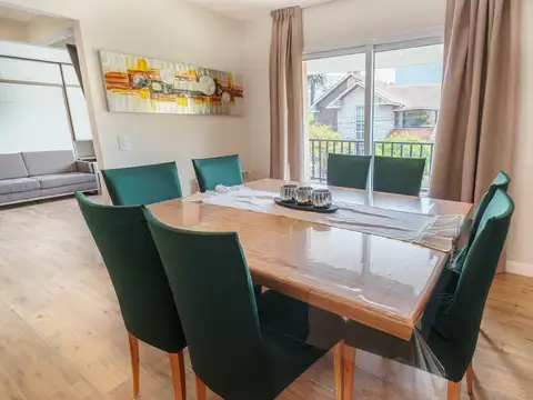 Depto Tipo Casa en Venta con 1 cocheras