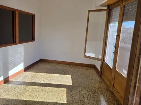 Excelente departamentos  alquide 3 ambientes amplia terraza