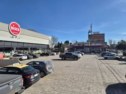 Local en Alquiler en Constitucion, USD 8.000