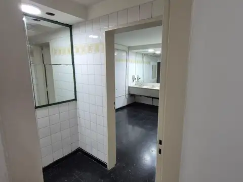 Local en Venta 35 años