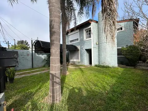 VENTA CASA 3 DOR. PATIO c/PILETA FRAY LUIS BELTRAN
