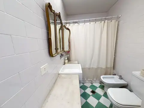 Casa en Venta en Castelar, USD 198.000