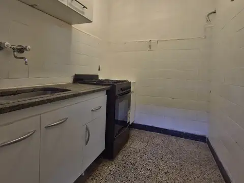 Depto Tipo Casa en Venta 60 años