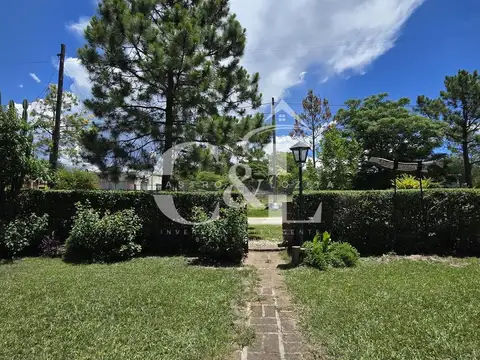 Casa en Venta con 1 cochera