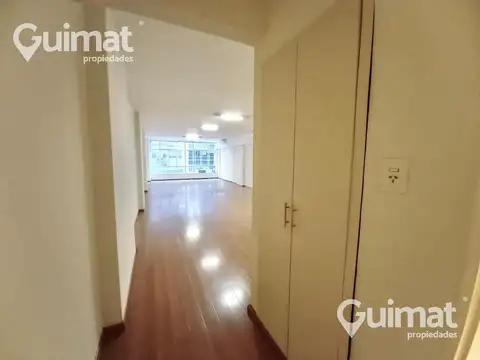 Oficina en Alquiler 40 años