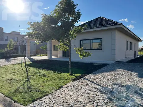 Casa en Venta al Noroeste
