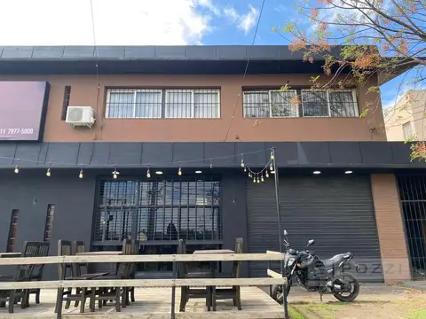 Local en Venta 40 años