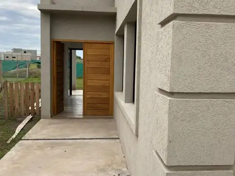 Excelente Casa a Estrenar