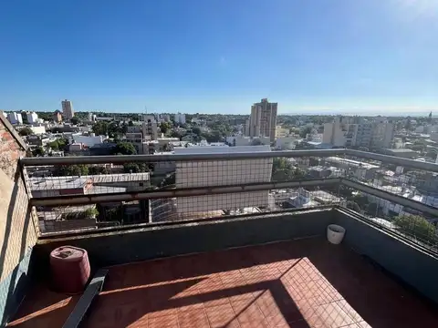 Departamento en Venta en Alto Alberdi, USD 60.000