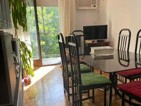 Mercedes 2300, Piso 3