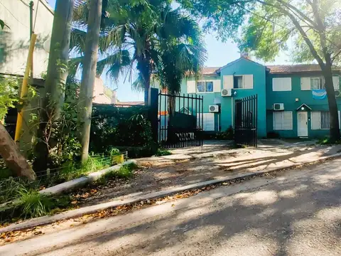 Depto Tipo Casa 4 ambientes con 1 baño