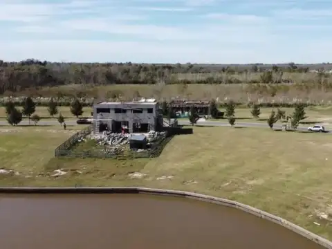 Terreno en Venta 20  mts Frente