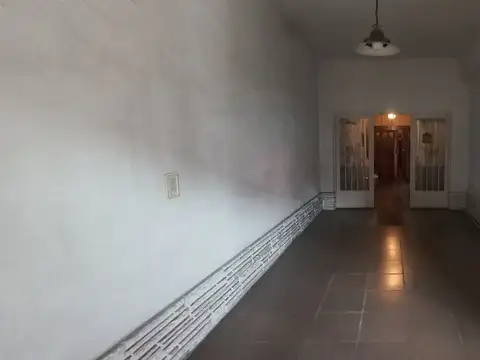 Depto Tipo Casa en Venta 56 años